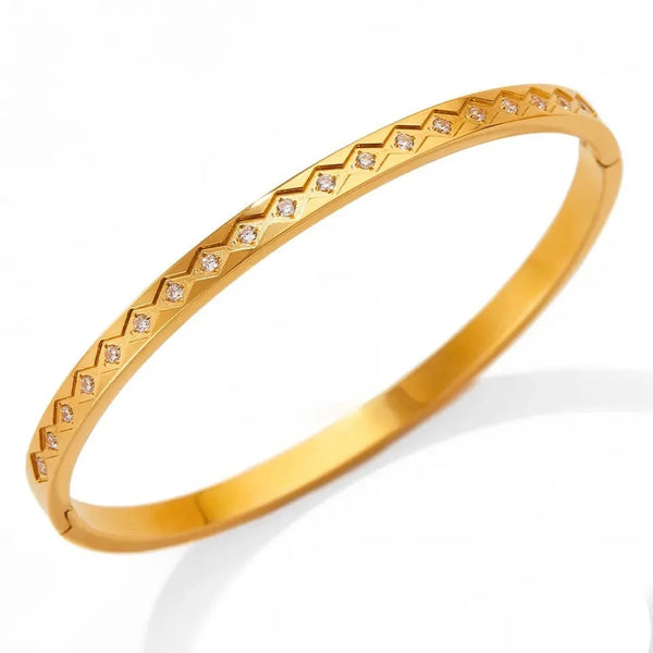 Square Pattern Diamond Bangle Bracelet Kada