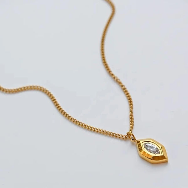 Olive-shaped white diamond necklace