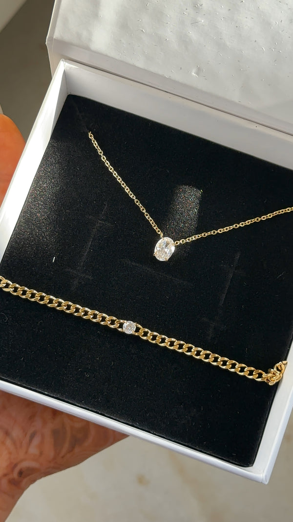 Oval-shaped diamond necklace-bracelet (Can be bought separately)