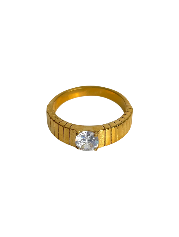 Golden Diamond Sleek Ring