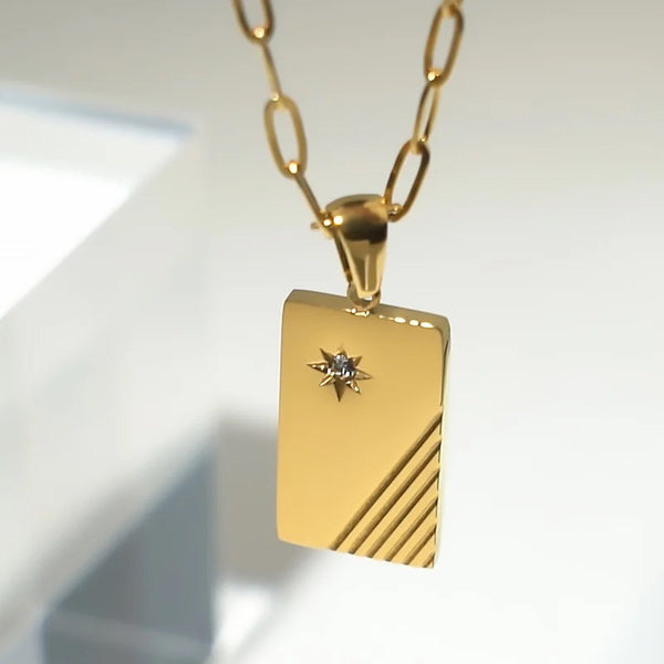 Minimalist star pendant necklace