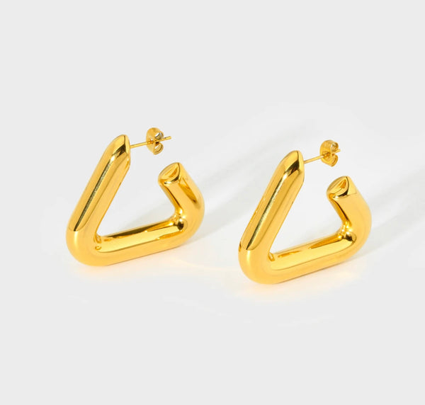 Selena Chunky Triangle Hoops